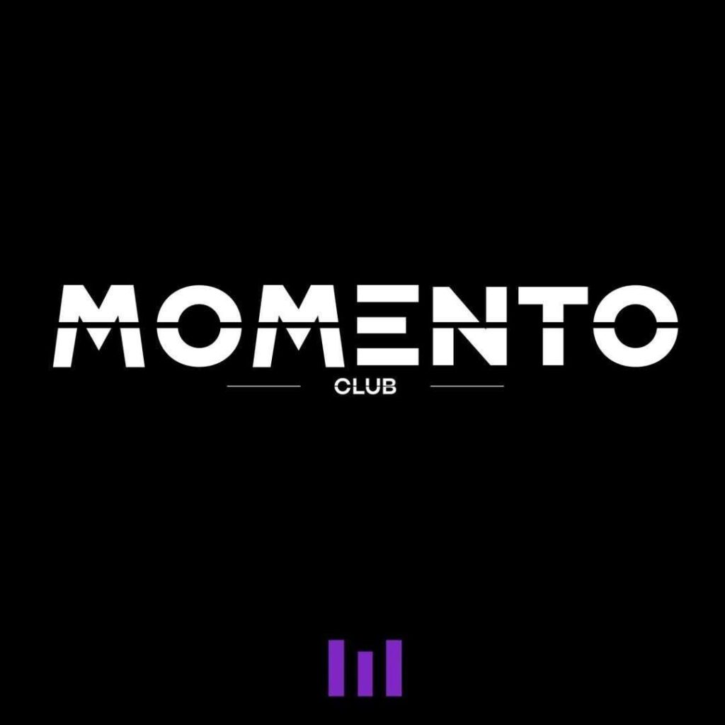 Momento club logo